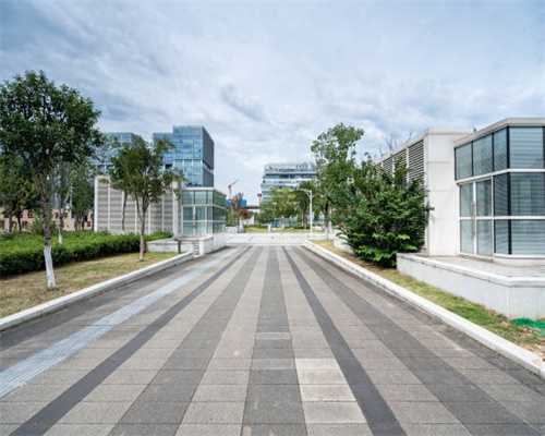 企鹅电竞倒了，游戏直播界三分天下，游戏圈又将受到什么影响