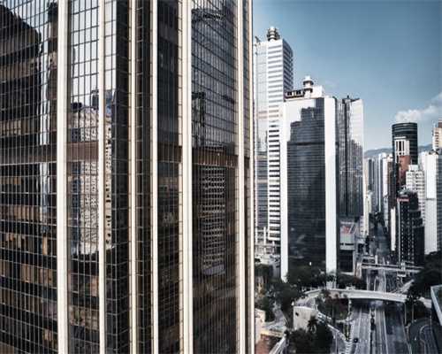 《生化危机 8村庄》史低，《魔域手游2》也能低成本入手游戏道具！